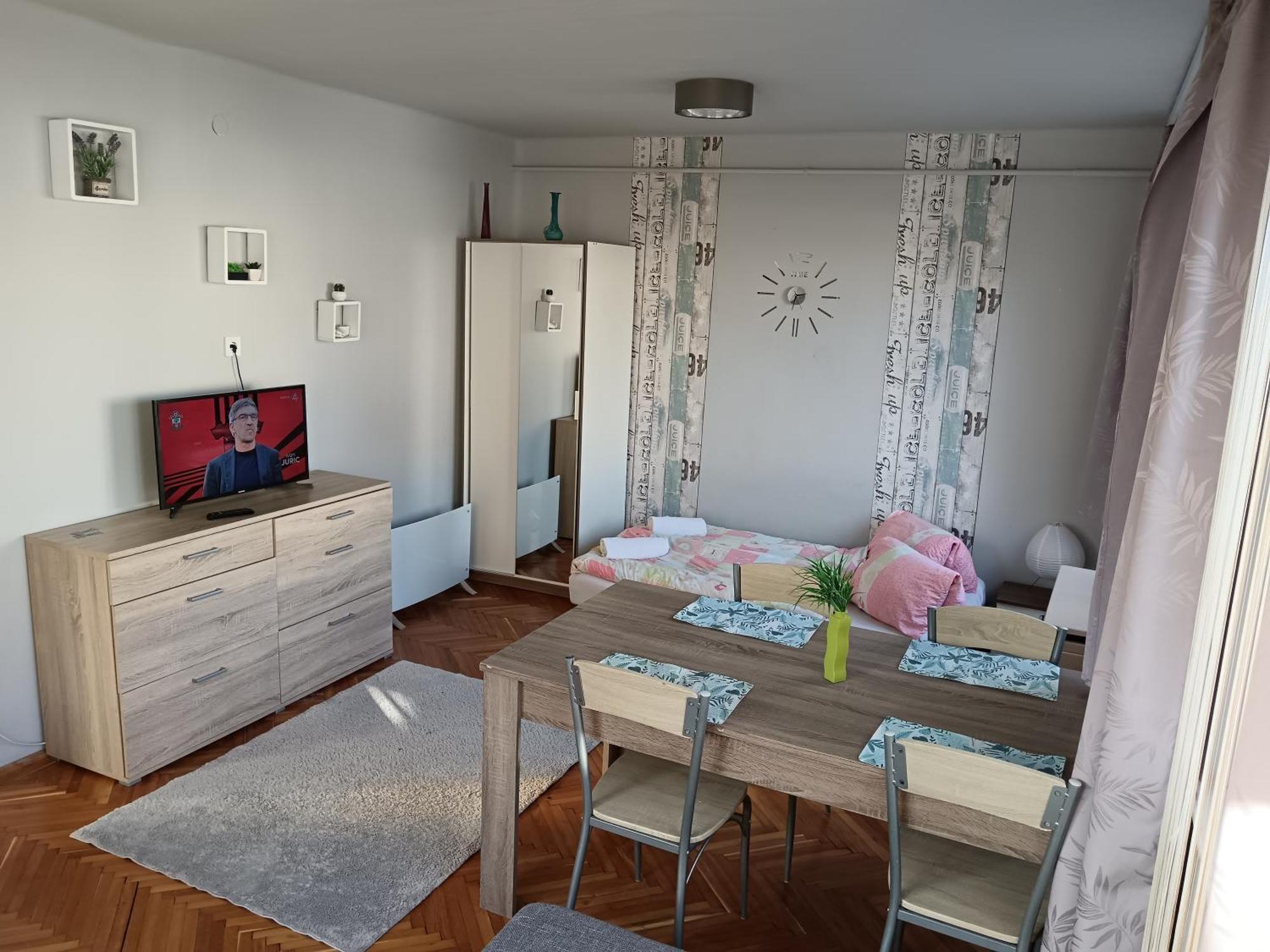 My Home Cibuka Apartman! ไฮจ์ดุสโซบอสโล ภายนอก รูปภาพ