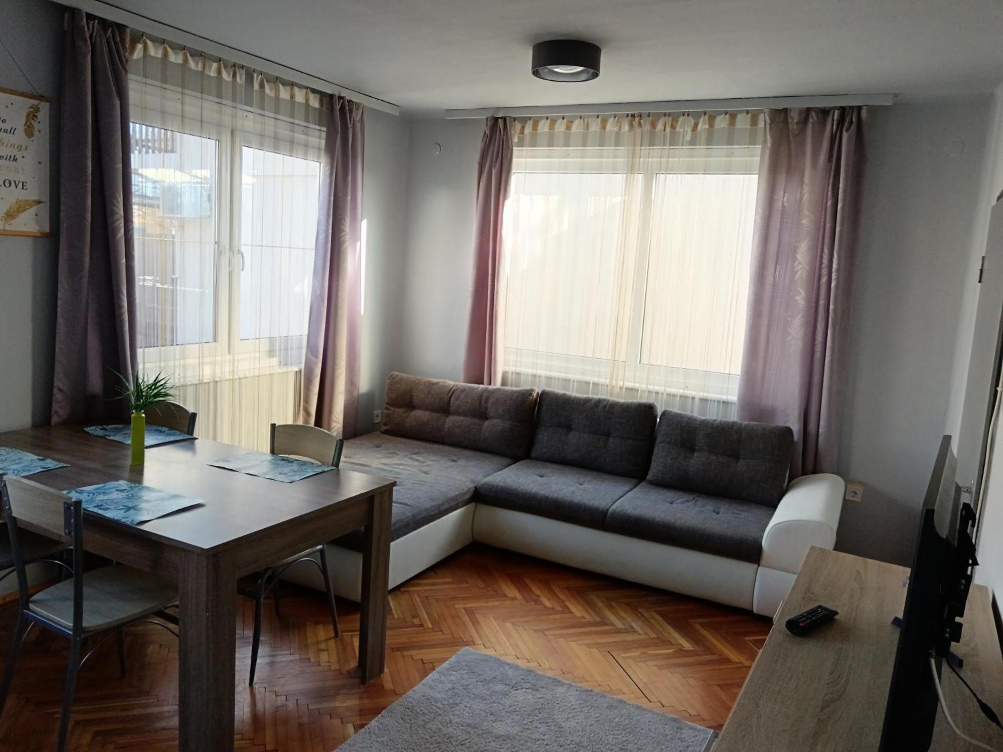 My Home Cibuka Apartman! ไฮจ์ดุสโซบอสโล ภายนอก รูปภาพ