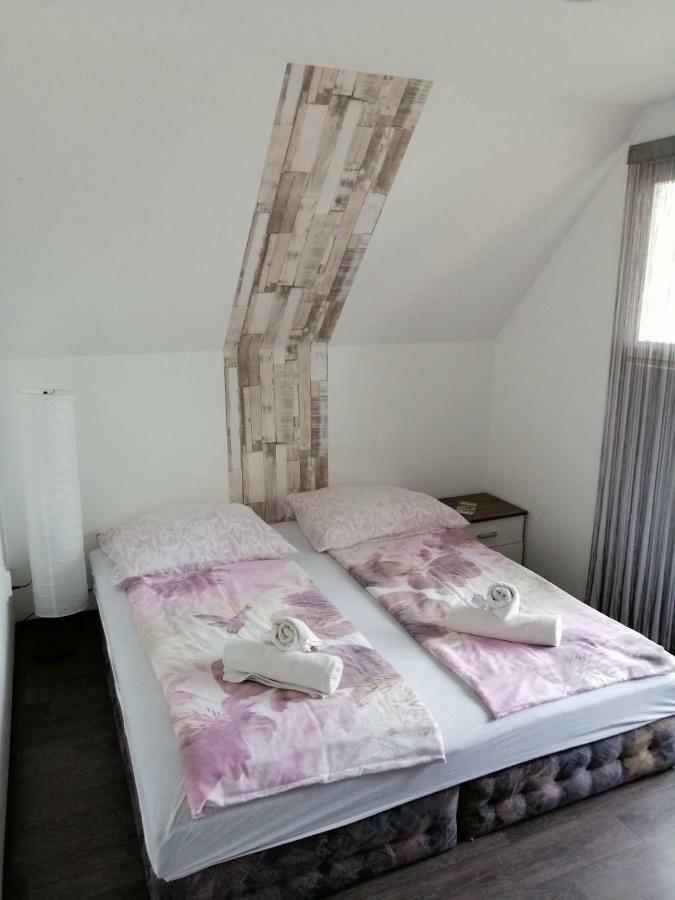 My Home Cibuka Apartman! ไฮจ์ดุสโซบอสโล ภายนอก รูปภาพ